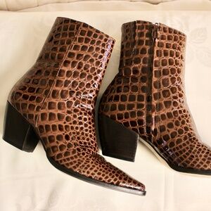 Matisse Caty ankle boots in a brown crocodile-embossed leather